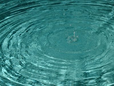 pixabay public domanin rain-drops-71481_1920